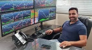 Capa de Curso Rodrigo Ourives Royal Capital: Download Revelado!