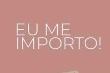 Luiza Trompowsky ensinando a importar produtos com alta margem de lucro para e-commerce