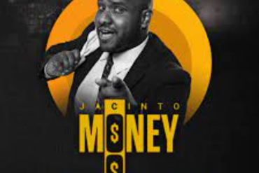 Imagem do curso Jacinto Money de Vini Rodrigues, com ícones de dinheiro e crescimento digital.