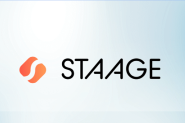 Capa do curso STAAGE Marketing para Todos com ícones de sucesso e crescimento financeiro.