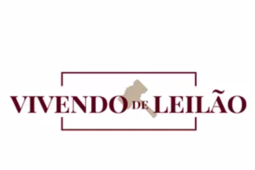 Capa do curso VIVENDO DE LEILÃO de Priscila Perini, mostrando um gráfico de crescimento e imóveis.